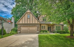 6305 N Indiana Avenue, Kansas City, MO 64119