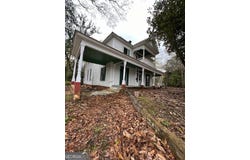 215 West Avenue, Carrollton, GA 30117