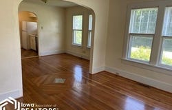 1001 W Briggs Avenue, Fairfield, IA 52556