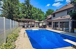 1114 Beechwood Drive, Nappanee, IN 46550-1128