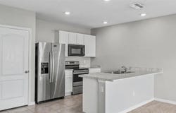 524 BURNHAM Circle, AUBURNDALE, FL 33823