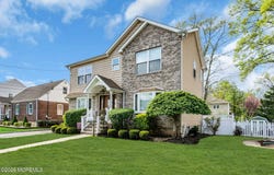 22 Macarthur Avenue, Cranford, NJ 07016