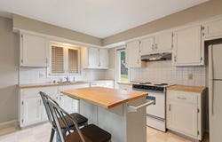 2102 E Regency Place, Springfield, MO 65804