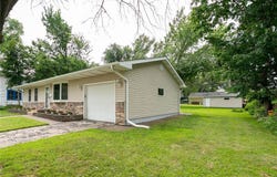 364 4th Street N, Bayport, MN 55003
