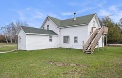 14325 Paradise Lake Road, Levering, MI 49755