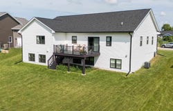 5 S Windmill Ridge Road, Evansville, WI 53536