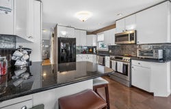 22 Mcrayne Hill Rd, Billerica, MA 01821
