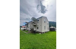 318 Maple Street, Smithers, WV 25186