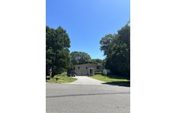 9 Lantern Lane, East Lyme, CT 06357