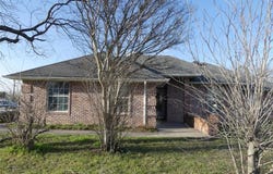 606 W Mulberry Street, Decatur, TX 76234