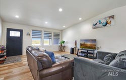 190 Bison Way, Fairfield, ID 83327