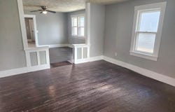 414 E Bigger St, Hutchinson, KS 67501