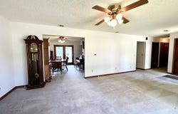 401 E Marion Street, Monticello, IL 61856