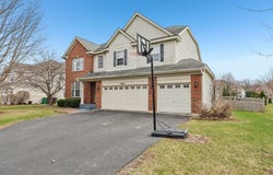 26415 Rustling Birch Way, Plainfield, IL 60585