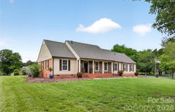3231 Windrow Lane, Matthews, NC 28105
