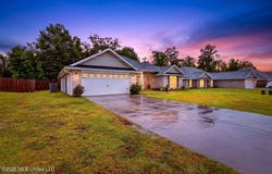 13916 Ruby Lane, Biloxi, MS 39532