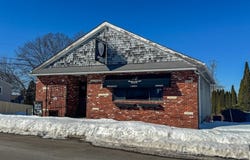 1940 Highland Ave, Fall River, MA 02720