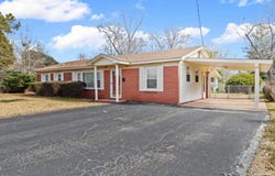 507 4th Ave, Atmore, AL 36502