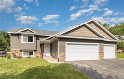 655 Glenmeadow Street, River Falls, WI 54022