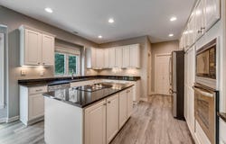 12828 Timberline Drive, Urbandale, IA 50323