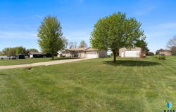 26963 Elmen Pl, Sioux Falls, SD 57108