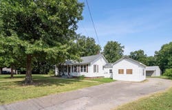 330 COLLEGE St, Munford, TN 38058