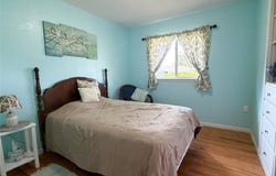 2008 N 3rd Avenue E, Newton, IA 50208
