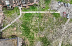 1112 Forest Green Dr, Moon/Crescent Twp, PA 15108