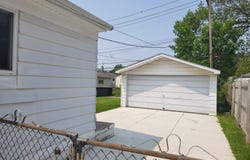 27837 Kaufman Street, Roseville, MI 48066