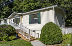 18 Prestonwood Terrace, Crossville, TN 38558
