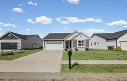 789 Topaz Court, Mascoutah, IL 62258