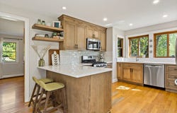 31 Blanding Rd, Rehoboth, MA 02769
