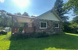 6901 N Zett Road, Loretta, WI 54896
