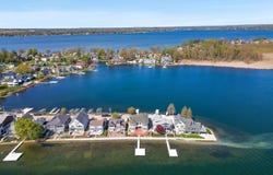 11732 N Sunrise Drive, Syracuse, IN 46567-8745