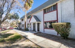 225 Pecos Way, Las Vegas, NV 89121