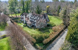 3 Wincoma Drive, Huntington Bay, NY 11743