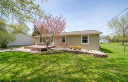 186 Harris Drive, Cement City, MI 49233