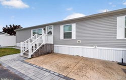 11 SPINNING WHEEL Lane, REHOBOTH BEACH, DE 19971