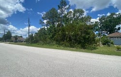 8 ROLLING SANDS DRIVE, PALM COAST, FL 32164