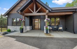 11733 N BLUE JAY LOOP, Hayden, ID 83835