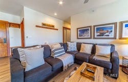 4000 Meridian Blvd, Mammoth Lakes, CA 93546