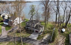 23 Mud Point S, Alburgh, VT 05440