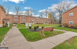 200 SPRUCE STREET, DOYLESTOWN, PA 18901