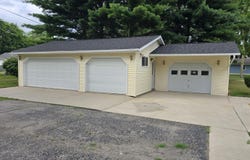303 E Torrence Street, Belle Center, OH 43310