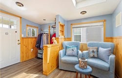 63 East Drive, East Providence, RI 02916