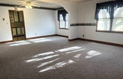 237 W Wisconsin St, Russell, KS 67665