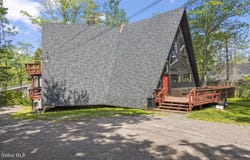 96 Lake Road, Tannersville, NY 12442