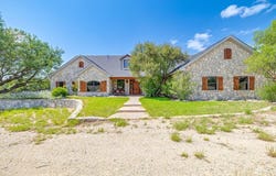 6873 Green Oaks Dr, Christoval, TX 76935