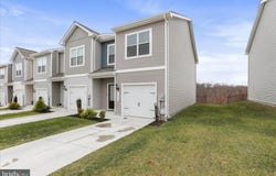 193 HAMPSTEAD Boulevard, FALLING WATERS, WV 25419