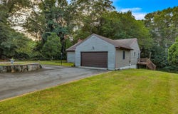 41 Fog Plain Road, Waterford, CT 06385